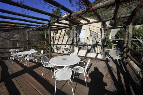 Property building, View (from property/room), Balcony/Terrace