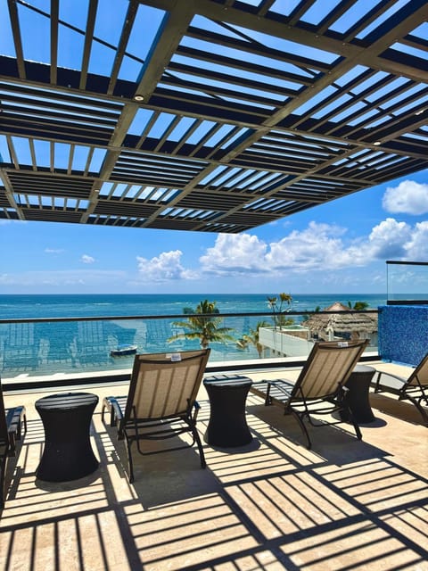 Day, Balcony/Terrace, Beach, Sea view, sunbed