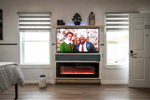 TV and multimedia, Evening entertainment