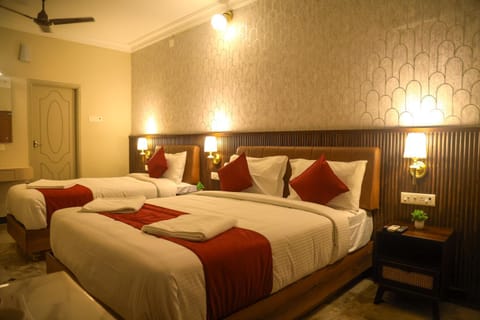 Photo of the whole room, Bedroom, air conditioner