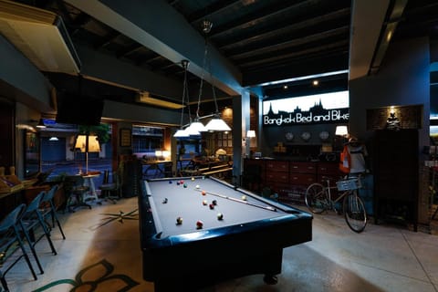 Day, Photo of the whole room