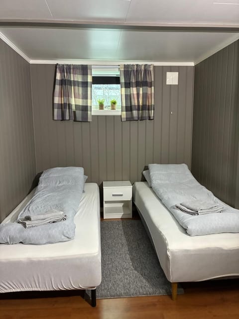 House by the sea, Ballstad Lofoten House in Lofoten