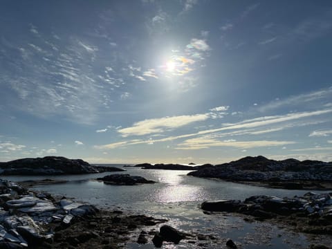 House by the sea, Ballstad Lofoten House in Lofoten