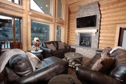 Due North House in South Fork