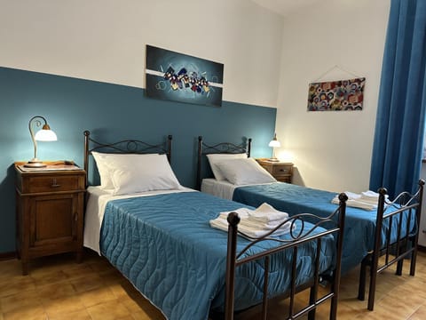 Bedroom, heating, towels, wardrobe