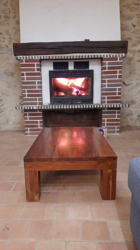 Gite Saint Martin du Boschet, 1h15 de Paris House in Île-de-France