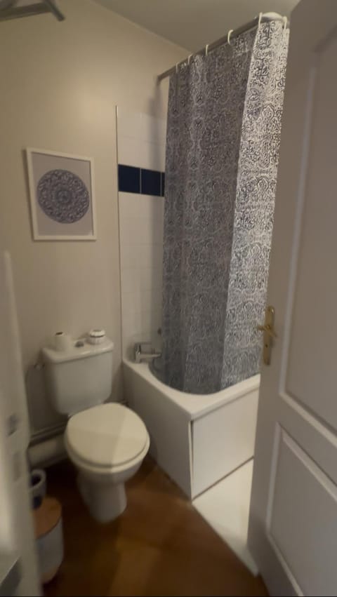 Appartement Idéal Tous Confort - Rue Faidherbe - Gare Lille Flandres Apartment in Lille