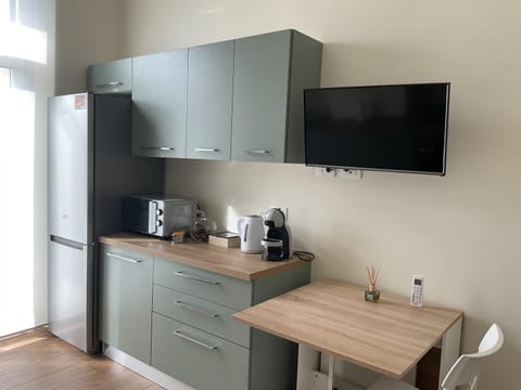 TV and multimedia, Kitchen or kitchenette, Dining area