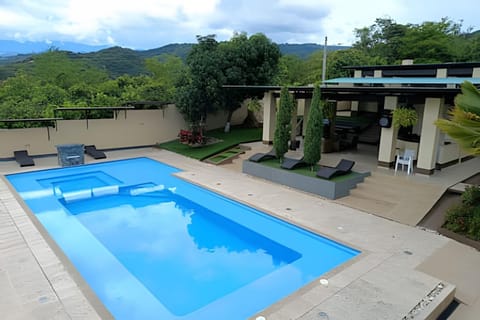 Swimming pool, Swimming pool