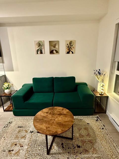 Victoria Colwood Place Apartment in Langford