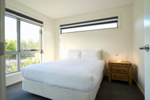 Deja Blue 2 - Freycinet House in Coles Bay