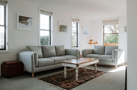 Kooringal - Your Home by the Ocean in Bicheno House in Bicheno