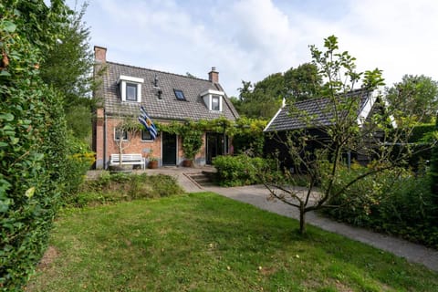 Hello Zeeland - Holidayhome Vroonweg 54 House in Oostkapelle