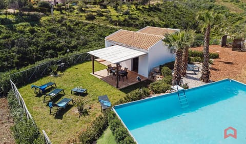 Spring, Day, Natural landscape, Garden, Garden view, Pool view, Swimming pool, sunbed