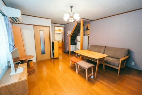 TV and multimedia, Living room, Dining area