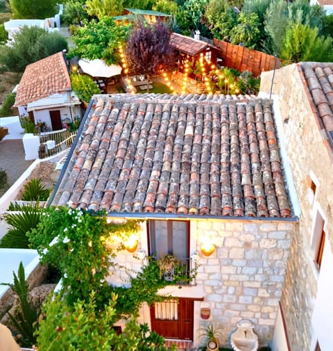 Property building, Garden view