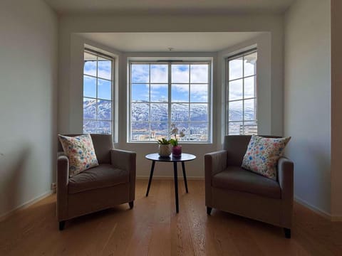 Natural landscape, Living room, Seating area