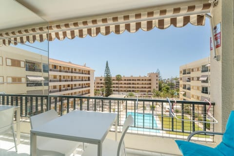 Property building, View (from property/room), Balcony/Terrace, Swimming pool, sunbed