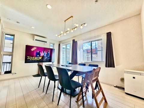 Living room, Diving