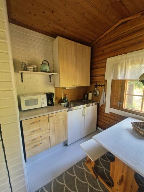 Hietajärven Helmi, mökki 3 Chalet in Finland