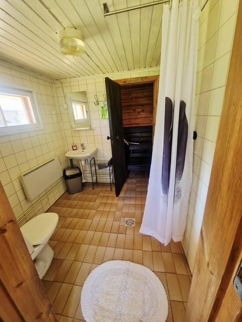 Hietajärven Helmi, mökki 3 Chalet in Finland