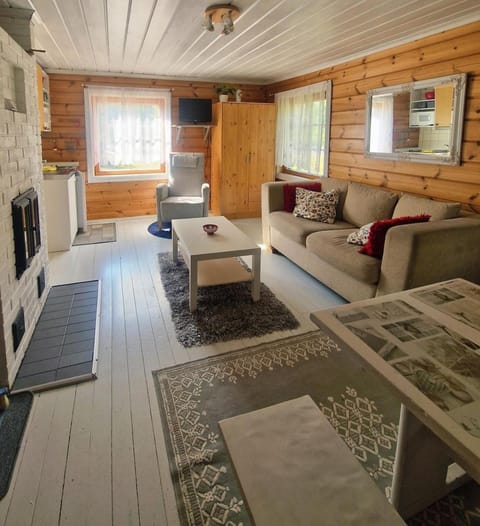 Hietajärven Helmi, mökki 2 Chalet in Finland