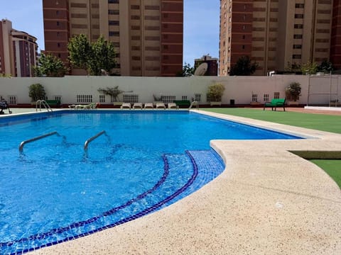 Swimming pool, sunbed