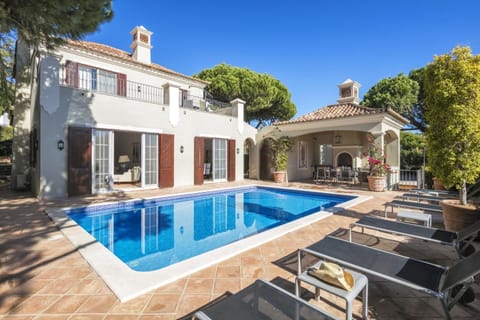 Swimming pool, Breakfast