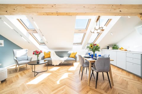 Living room, Seating area, Dining area