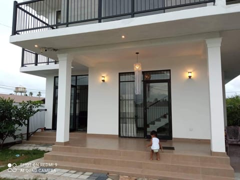 Property building, Balcony/Terrace