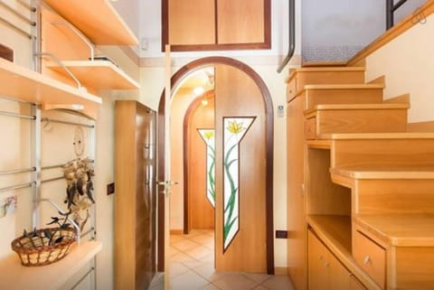 Decorative detail, Bedroom, bunk bed