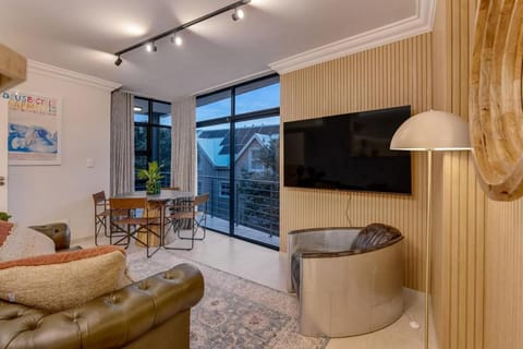 Coastal Calm, Ocean Vibes & Designer Touches Apartment in Cape Town