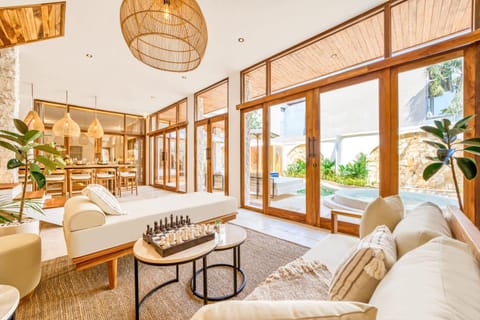 Villa Seoul Brand new 8BDR full spa Cinema Villa in Kuta