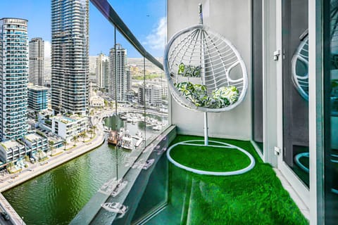 Day, View (from property/room), Balcony/Terrace, City view, Lake view