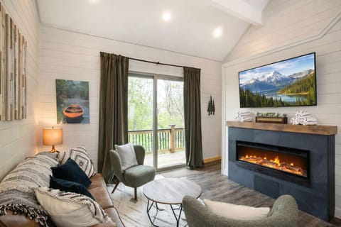 Whispering Pine - Arcade - Lake Perks House in Douglas Lake