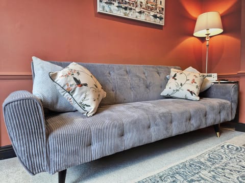 Unique & Stylish Town House in Central Cheltenham House in Cheltenham