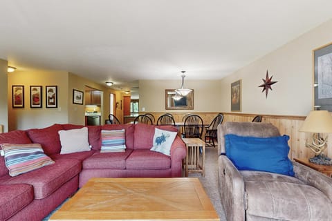 Snow Mountain Village 36D Apartment in Dover