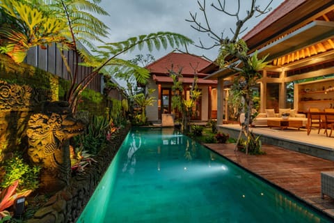 Property building, Garden, Garden view, Pool view, Swimming pool, Swimming pool
