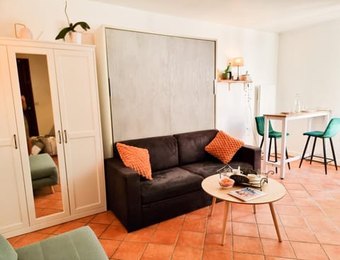 Living room, Dining area, wardrobe