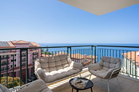 Balcony/Terrace, Seating area, Sea view