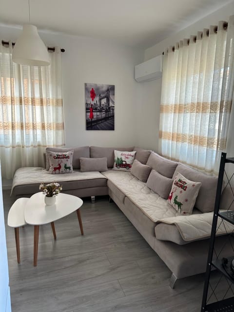 Apartment Center Korça Apartment in North Macedonia