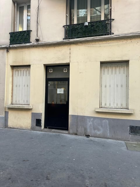 Bien venu au studio B Apartment in Clichy