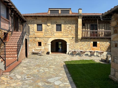 Property building, Patio, Day