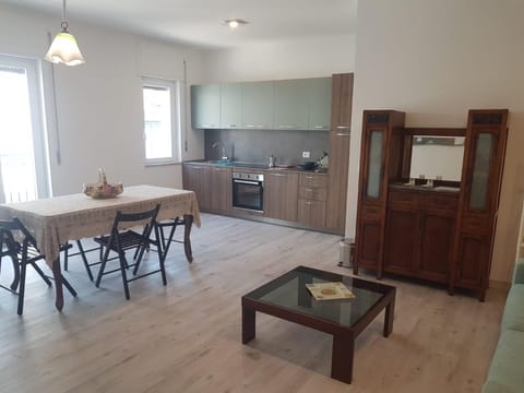 Kitchen or kitchenette, Dining area, Quiet street view, dishwasher, oven, stove