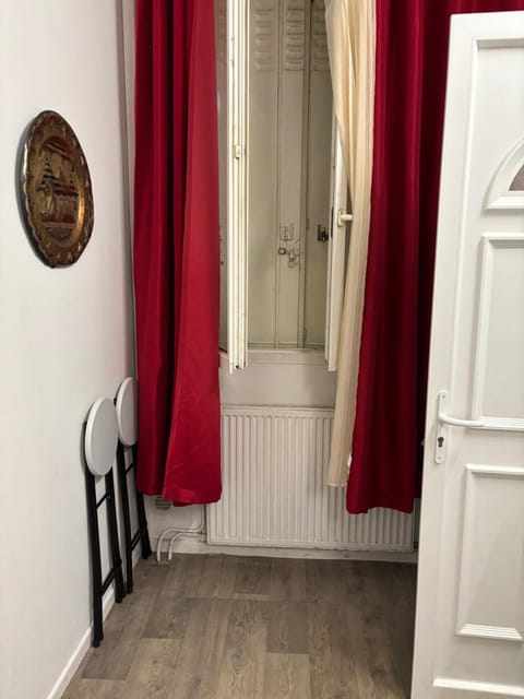 Bien venu studio A Apartment in Clichy