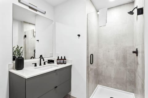 Shower, Bathroom