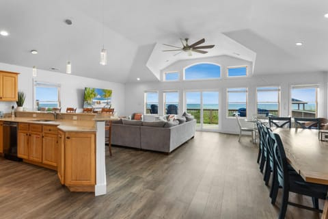 7008 - Coastal Haven House in Nags Head