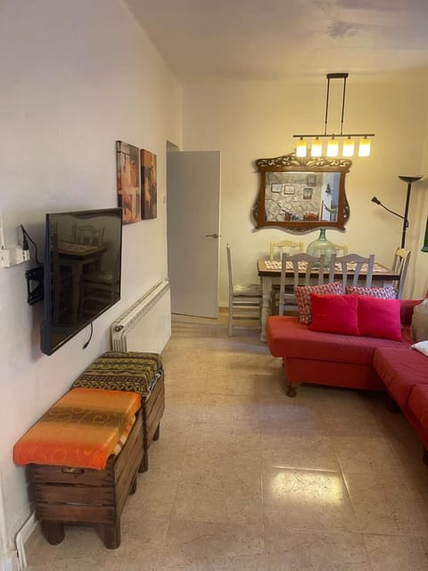 TV and multimedia, Seating area