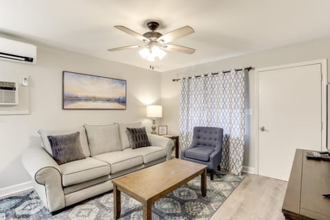 Private Boat Slip Boaters Haven in Greers Ferry! House in Greers Ferry Lake