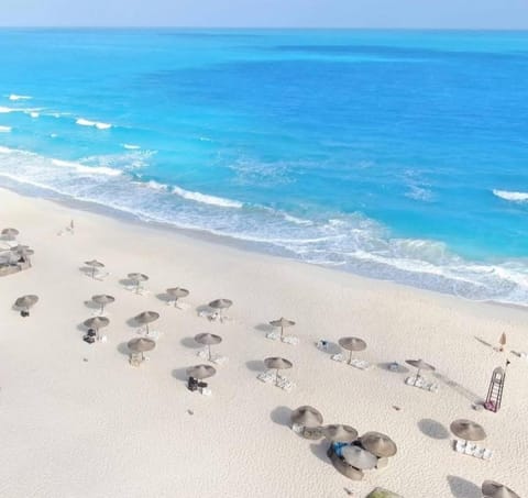 Nearby landmark, Day, People, Natural landscape, Beach, Sea view, group of guests, sunbed